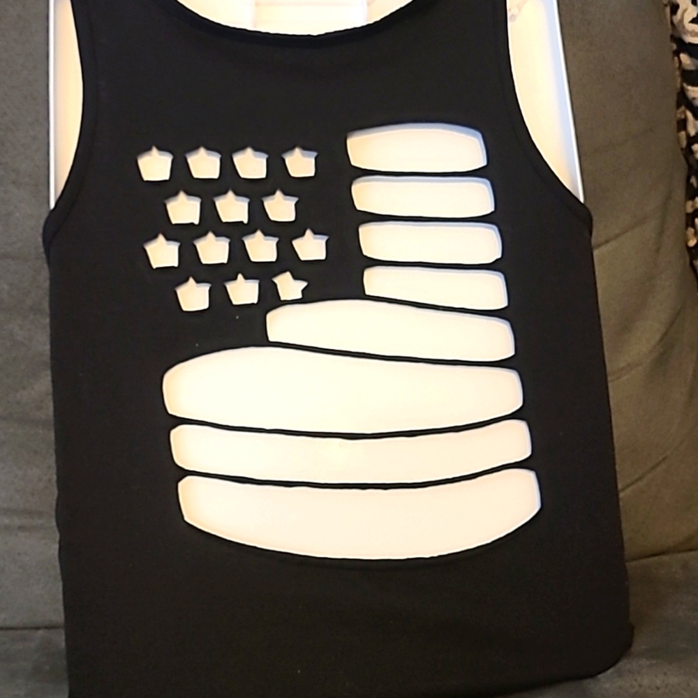Black tank top Size Small. American flag cut out on back!!🔥🔥